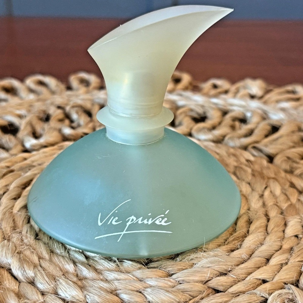 Vintage Yves Rocher Vie Privée Perfume Bottle –2.5 oz Frosted Glass –Empty Spray